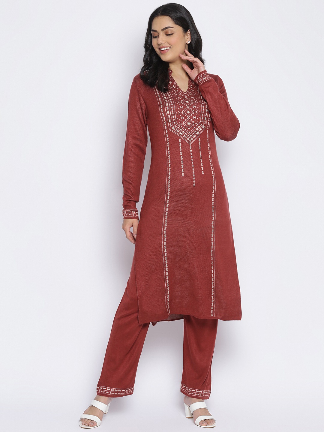 

MIKHAD Women Tribal Embroidered Thread Work Jacquard Acrylic Kurta, Rust
