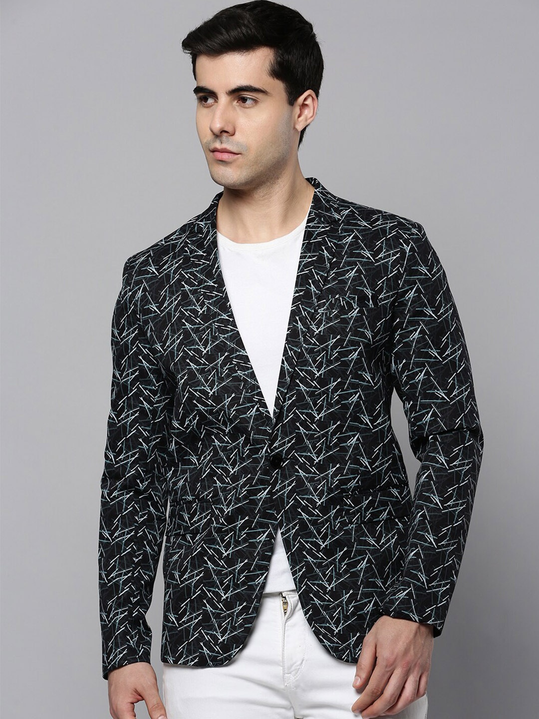 

SHOWOFF Men Printed Single-Breasted Slim-Fit Blazer, Black