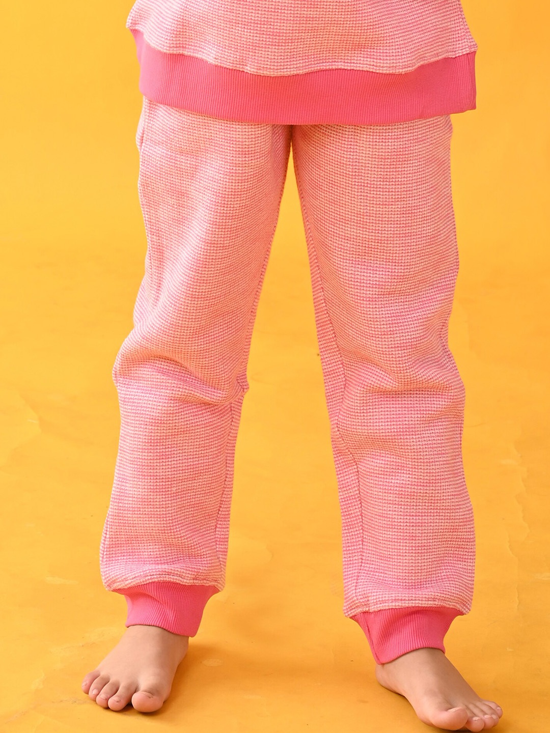 

Anthrilo Girls Printed Fleece Relaxed-Fit Leggings, Pink