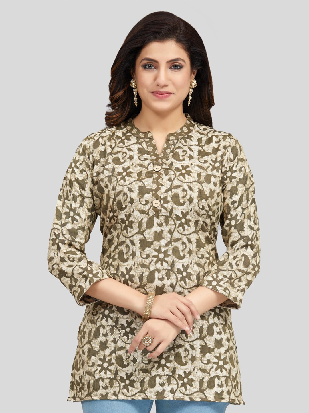 

Saree Swarg Paisley Printed Kurti, Beige