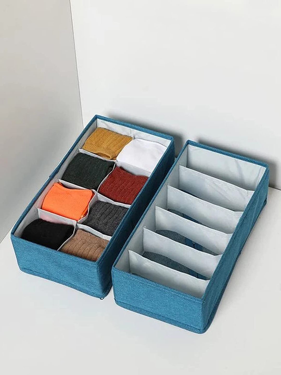 

HOUSE OF QUIRK Blue Textured Cotton Linen Organiser With 8 Closet Space