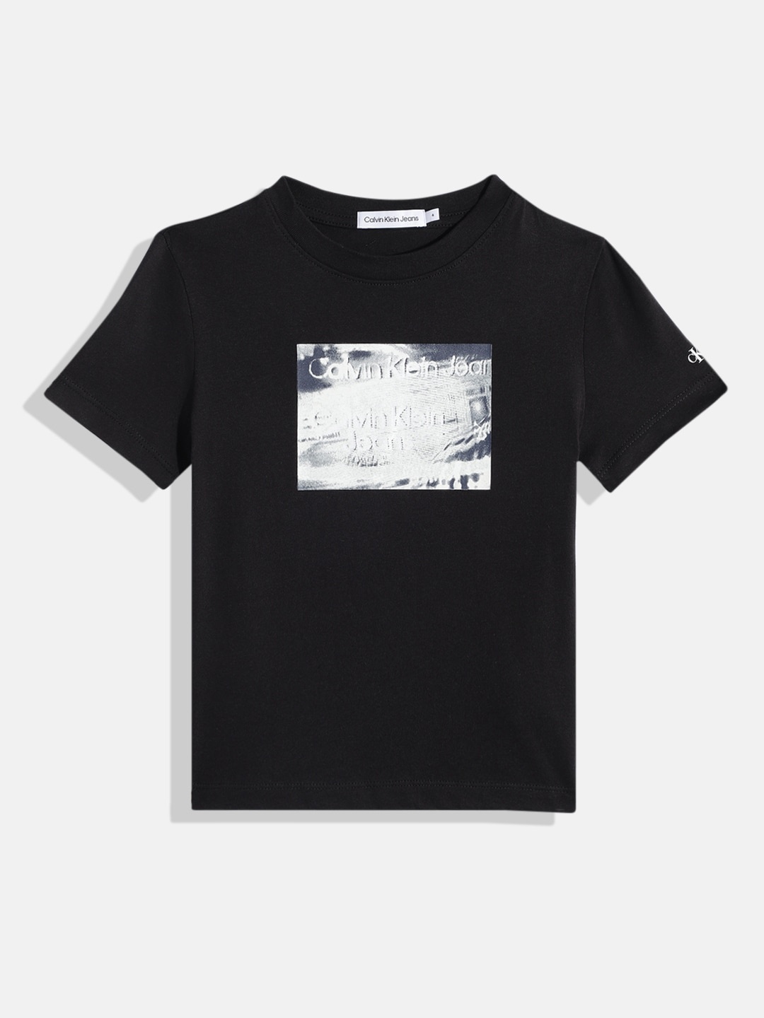 

Calvin Klein Boys Printed Organic Cotton T-shirt, Black