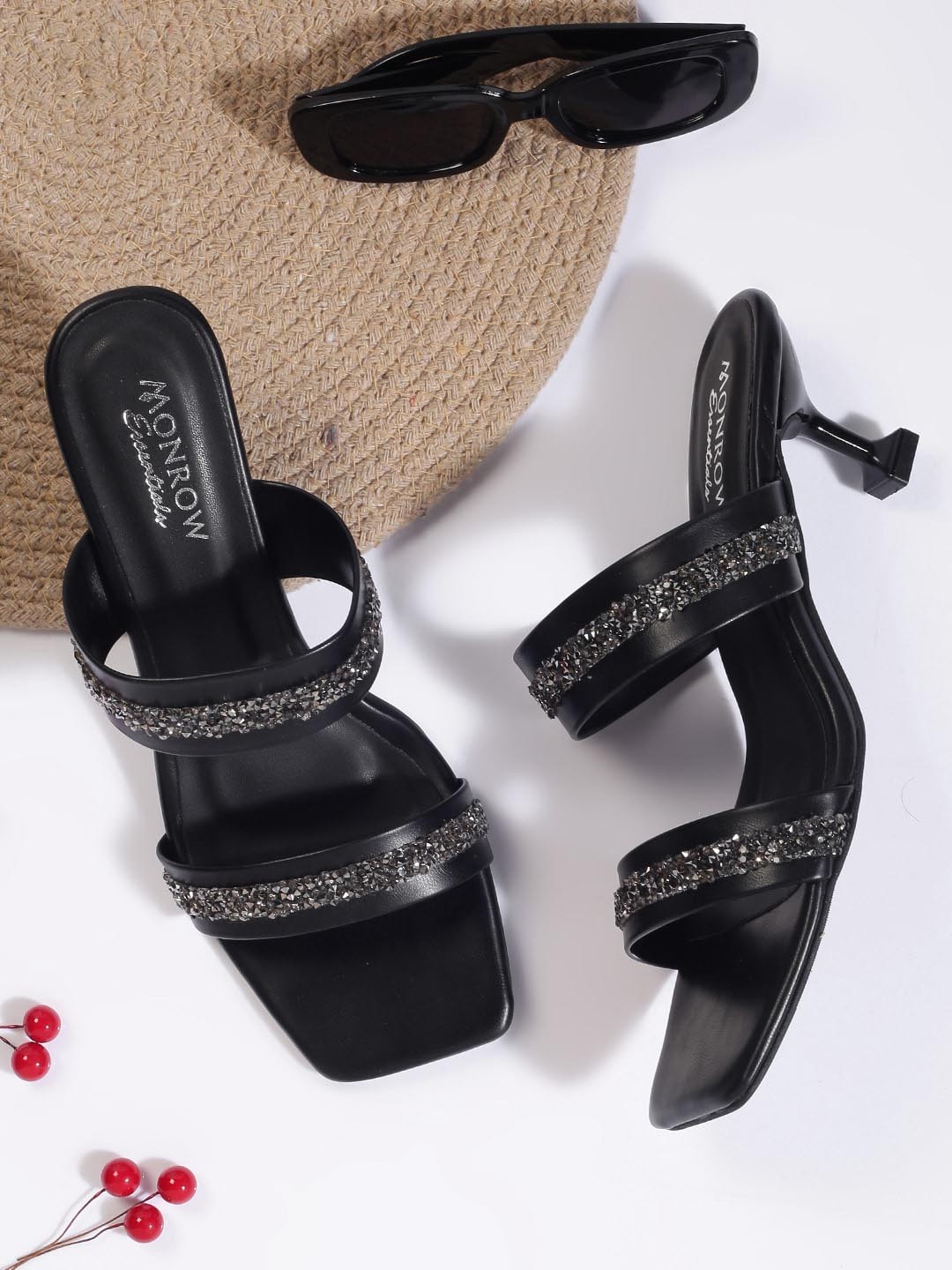 

Monrow PU Ethnic Kitten Heels, Black