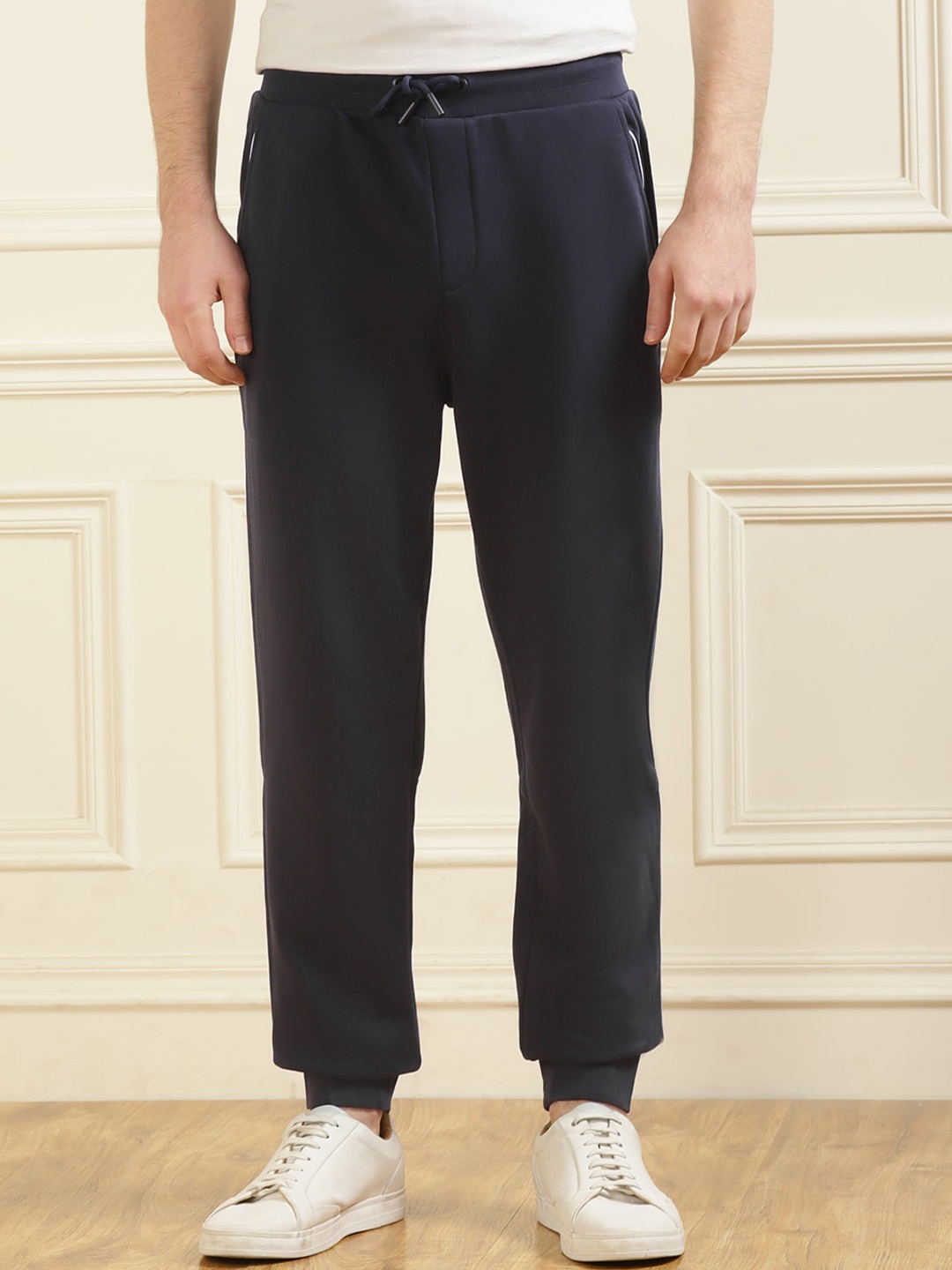 

Karl Lagerfeld Men Regular-Fit Jogger, Navy blue