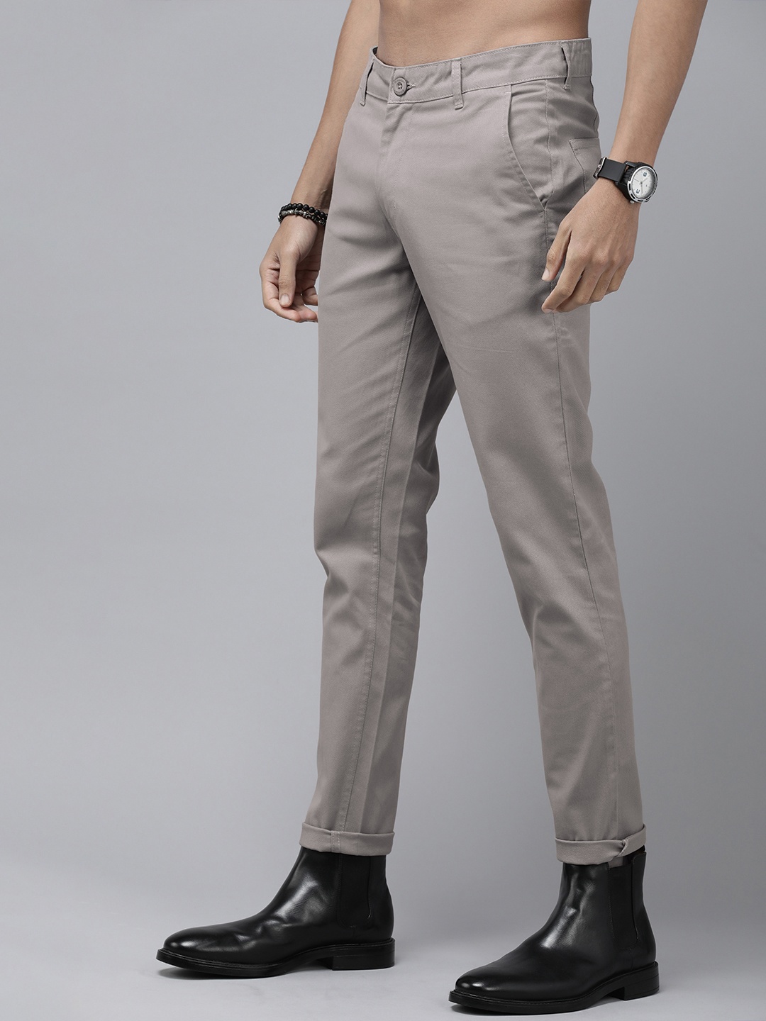 

The Roadster Lifestyle Co. Men Trousers, Grey