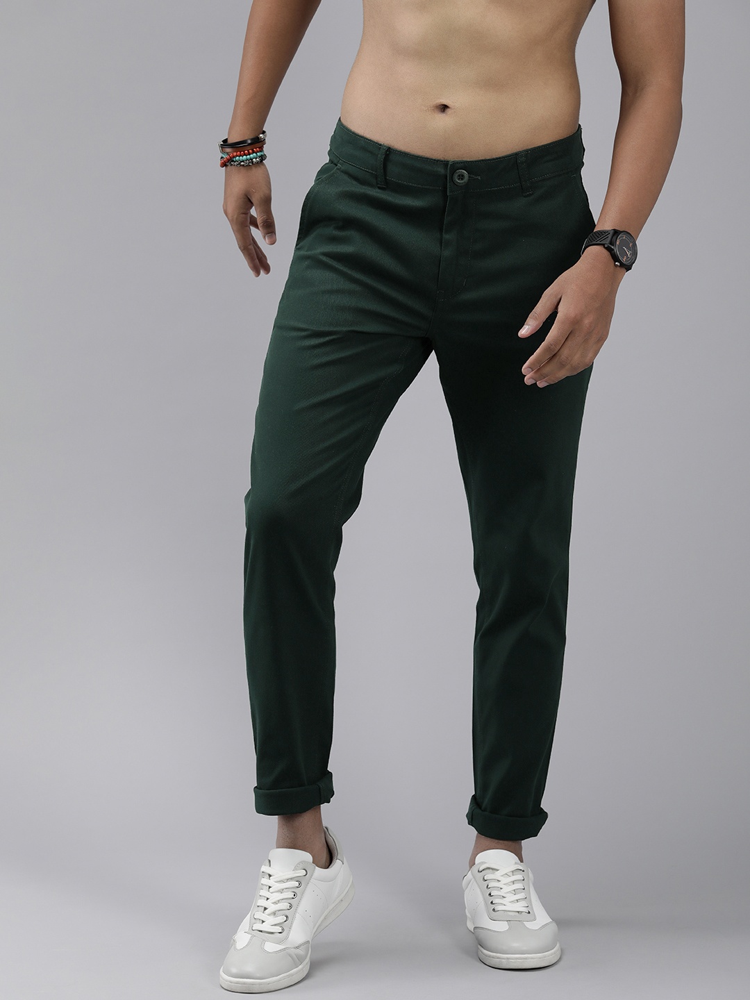 

The Roadster Lifestyle Co. Men Solid Trousers, Green