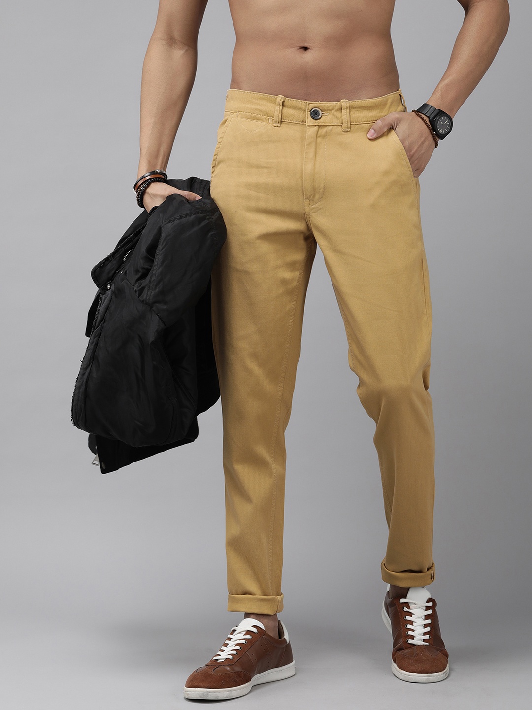 

The Roadster Life Co. Men Slim Fit Trousers, Khaki