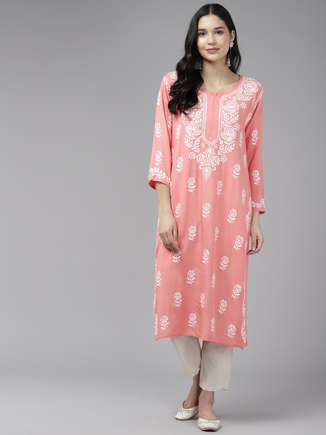 

ADA Women Floral Embroidered Chikankari Kurta, Peach