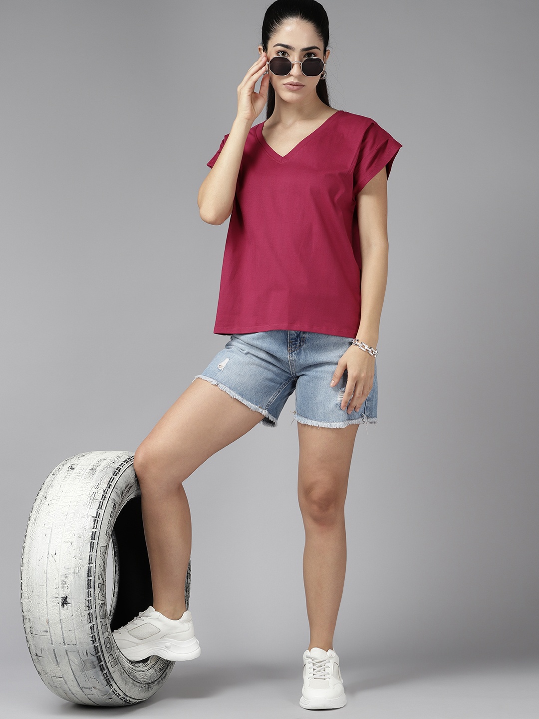 

The Roadster Lifestyle Co. Relaxed Fit Pure Cotton T-shirt, Magenta
