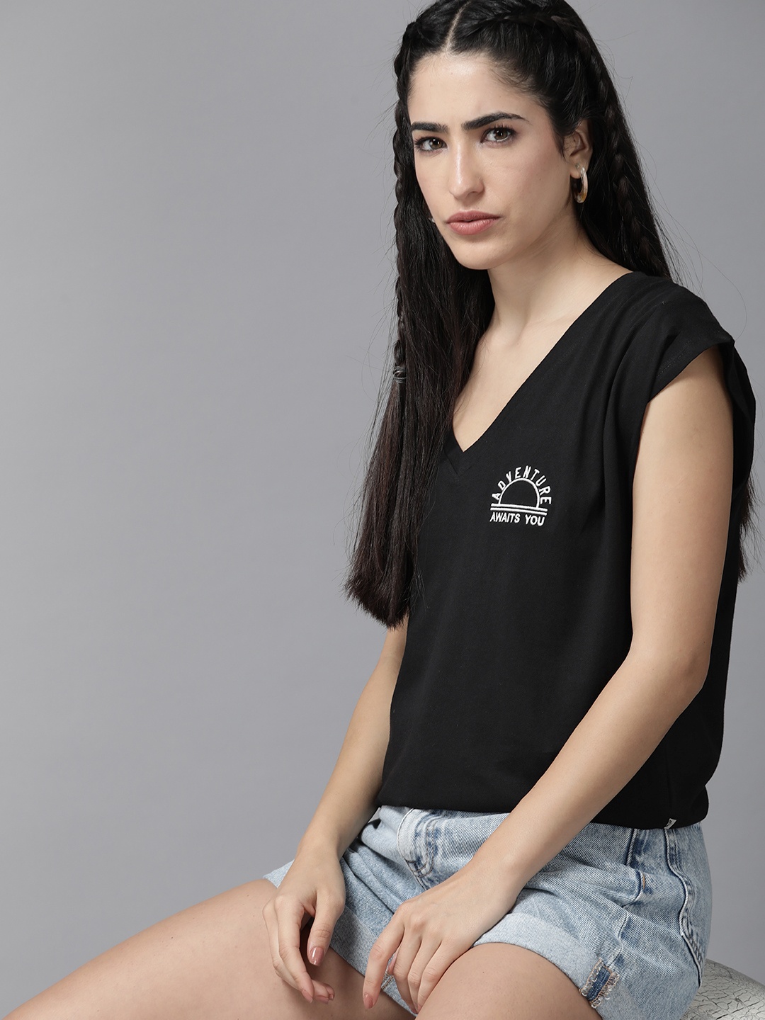 

The Roadster Lifestyle Co. Embroidered Detail Relaxed Fit Pure Cotton T-shirt, Black