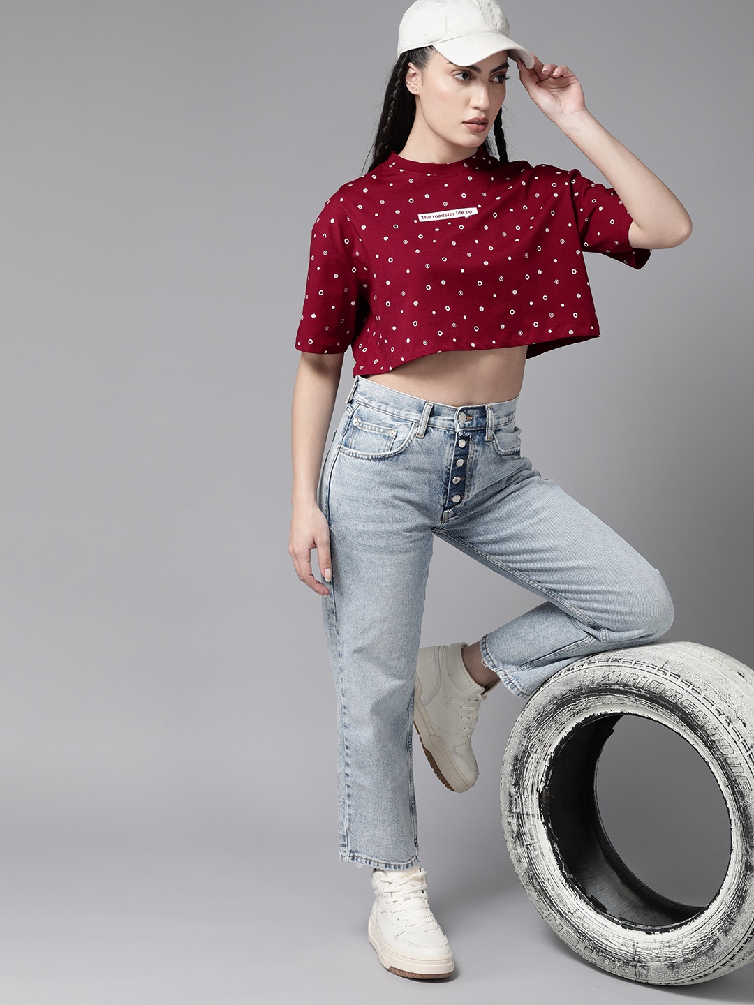 

The Roadster Lifestyle Co. Printed Drop-Shoulder Sleeves Cotton Super Crop Boxy T-shirt, Maroon