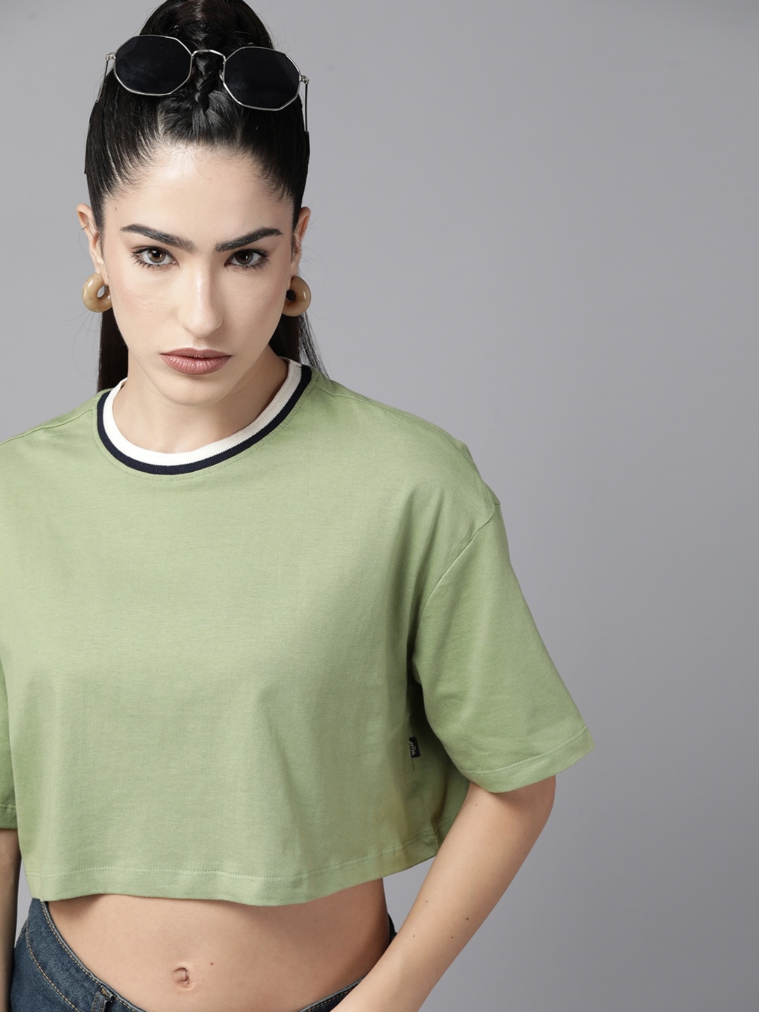 

The Roadster Lifestyle Co. Drop-Shoulder Sleeves Cotton Easy Boxy Super Cropped T-shirt, Olive