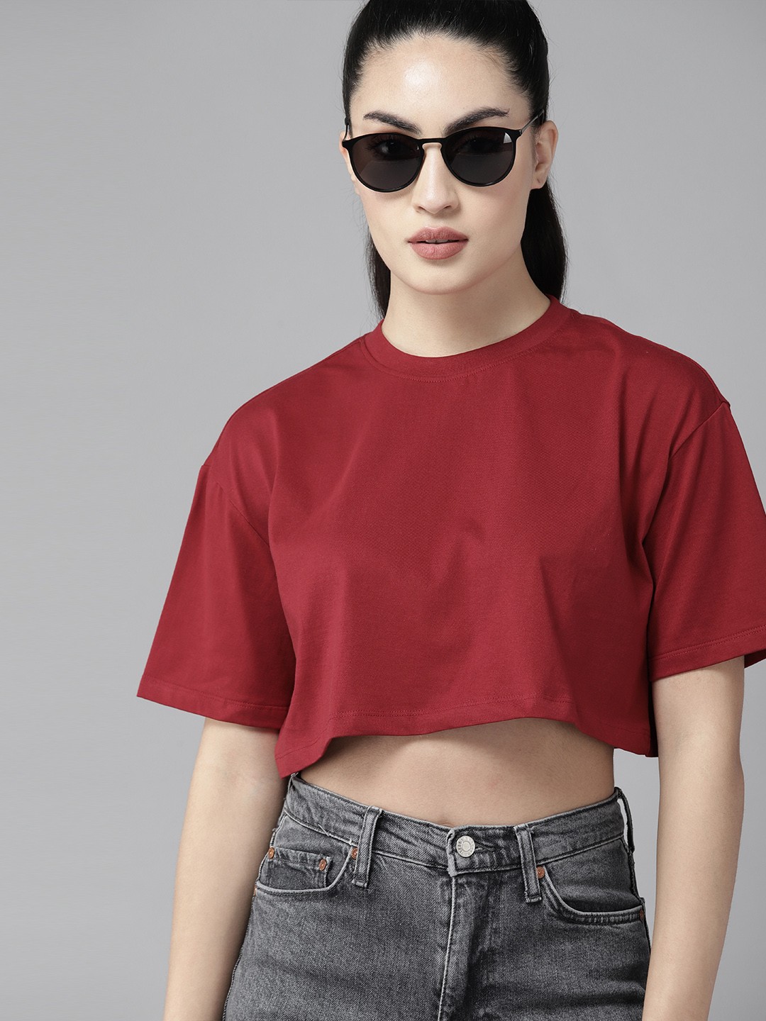 

The Roadster Lifestyle Co.Drop-Shoulder Sleeves Pure Cotton Boxy Super Crop T-shirt, Maroon