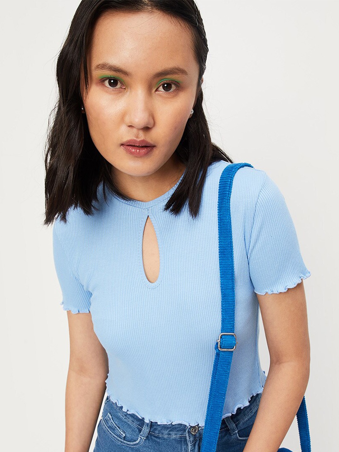 

max Keyhole Neck Crop Top, Blue