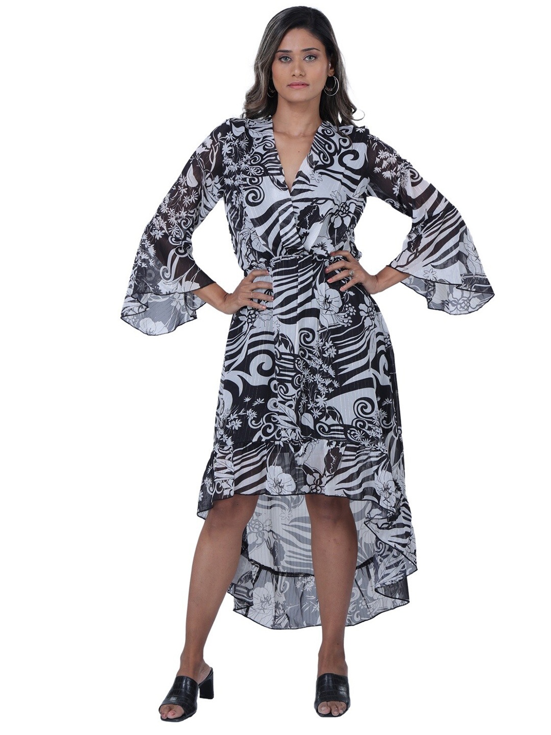 

TSM Black Floral Printed Bell Sleeves Wrap Dress