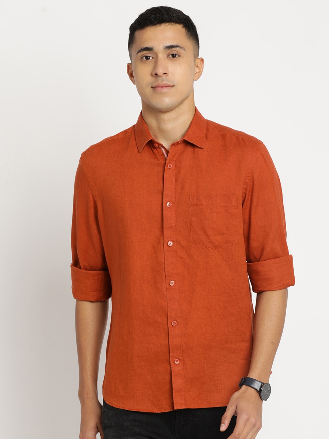 

Indian Terrain Men Chiseled Slim Fit Cotton Casual Shirt, Red