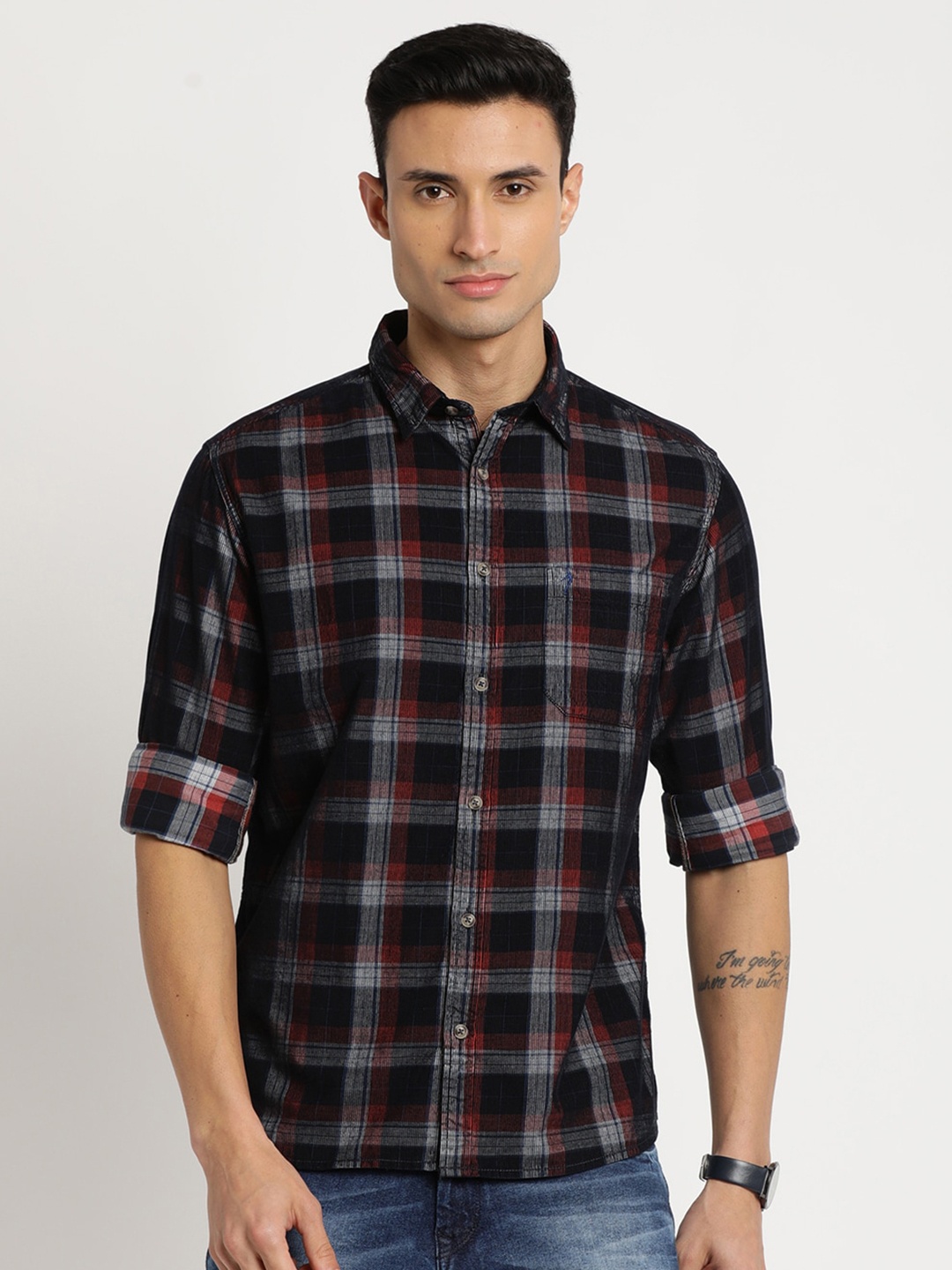 

Indian Terrain Men Pure Cotton Slim Fit Tartan Checks Checked Casual Shirt, Red