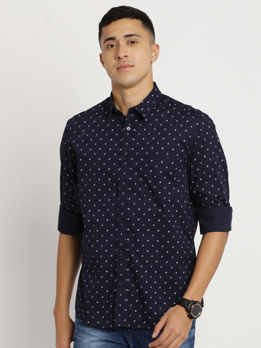 

Indian Terrain Men Chiseled Slim Fit Printed Pure Cotton Casual Shirt, Navy blue