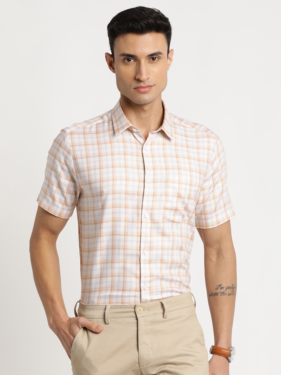 

Indian Terrain Men Chiseled Slim Fit Checked Pure Cotton Formal Shirt, Yellow
