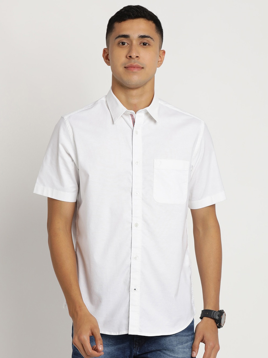 

Indian Terrain Men Chiseled Slim Fit Pure Cotton Casual Shirt, White
