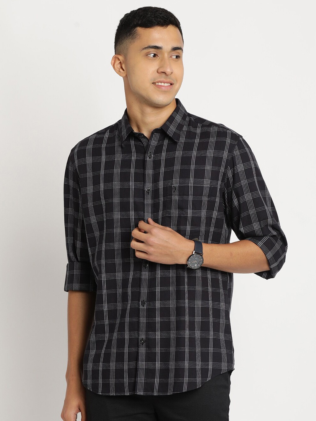 

Indian Terrain Men Chiseled Slim Fit Tartan Checked Pure Cotton Casual Shirt, Black