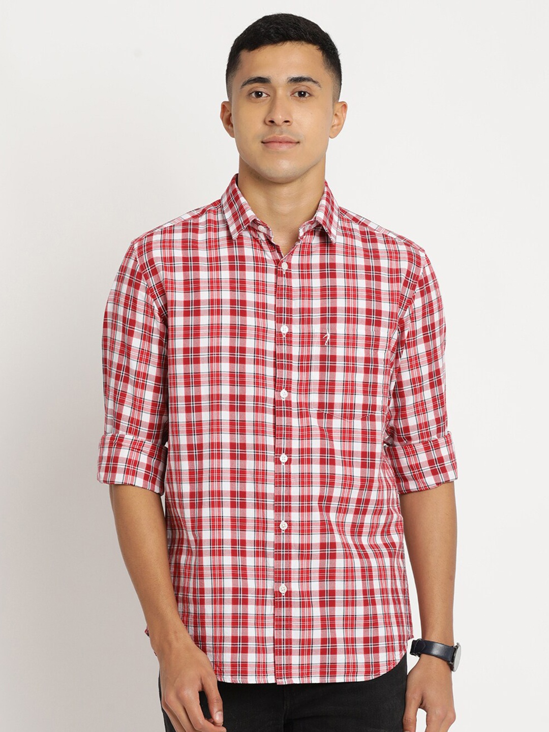 

Indian Terrain Men Pure Cotton Chiseled Slim Fit Tartan Checked Casual Shirt, Red