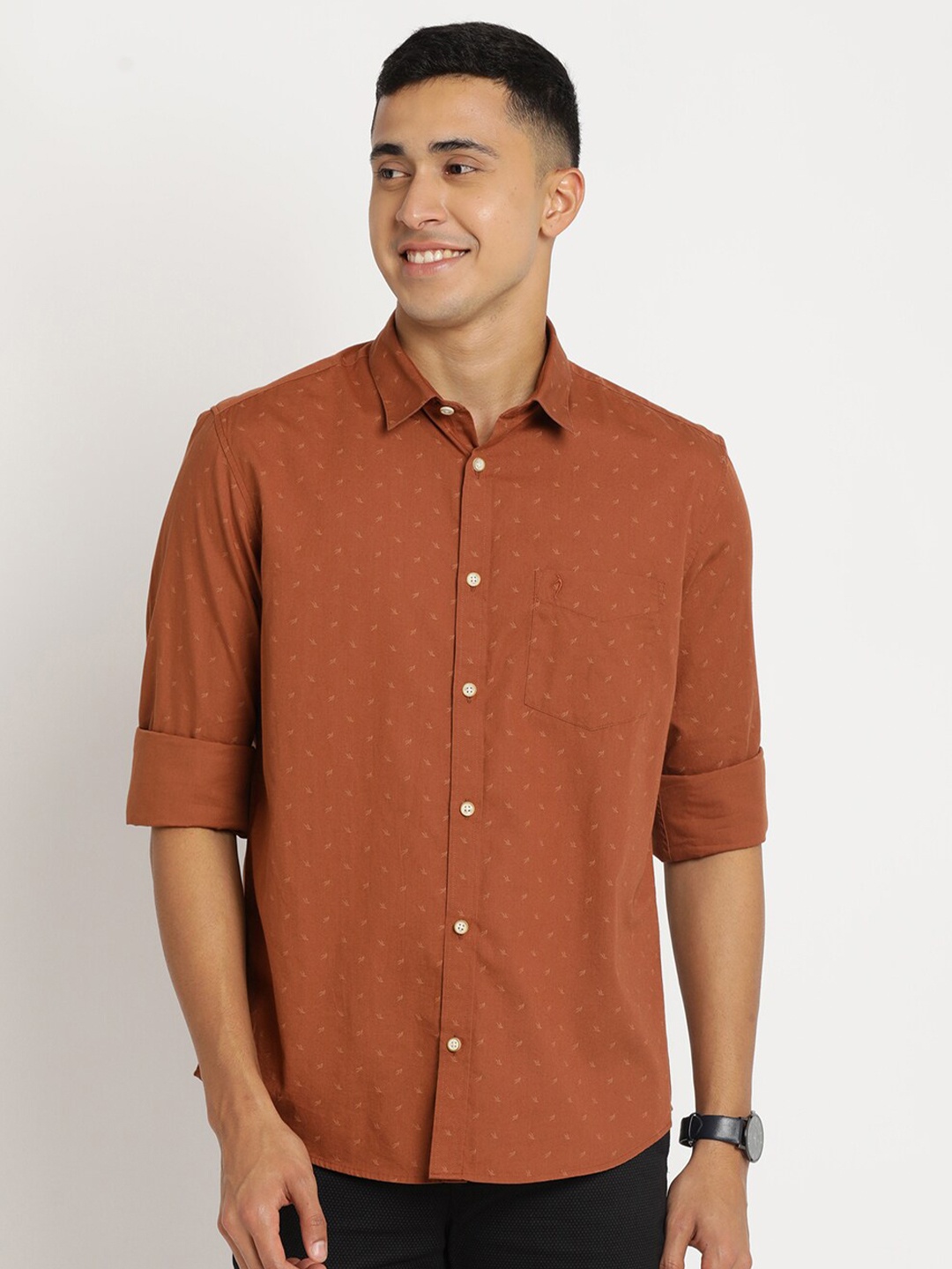 

Indian Terrain Men Chiseled Slim Fit Printed Casual Cotton Shirt, Brown