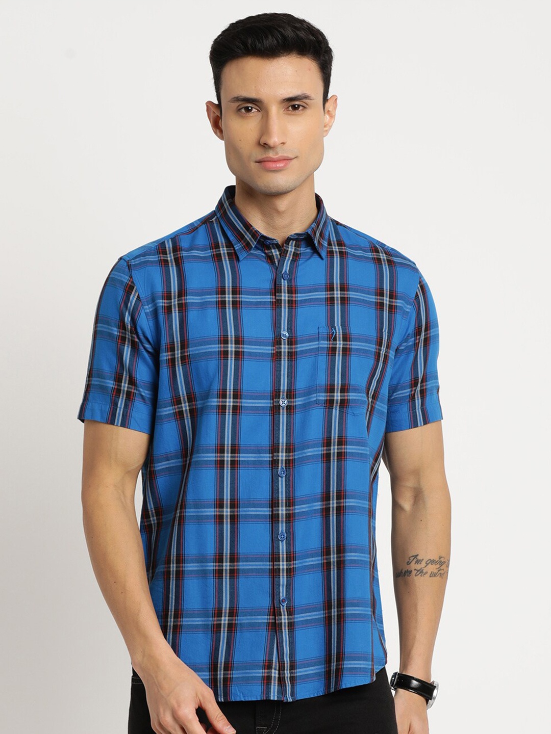 

Indian Terrain Men Chiseled Slim Fit Tartan Checked Casual Cotton Shirt, Blue