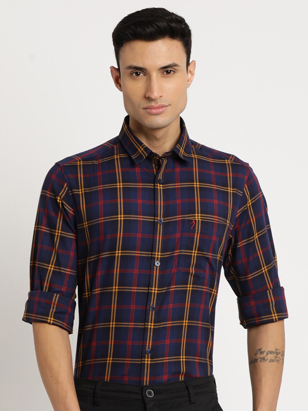 

Indian Terrain Men Chiseled Slim Fit Tartan Checked Casual Cotton Shirt, Blue