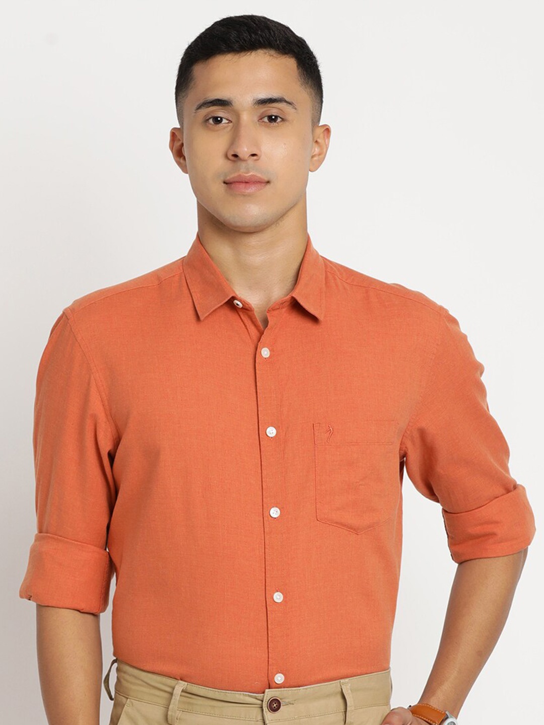 

Indian Terrain Men Chiseled Slim Fit Pure Cotton Casual Shirt, Red