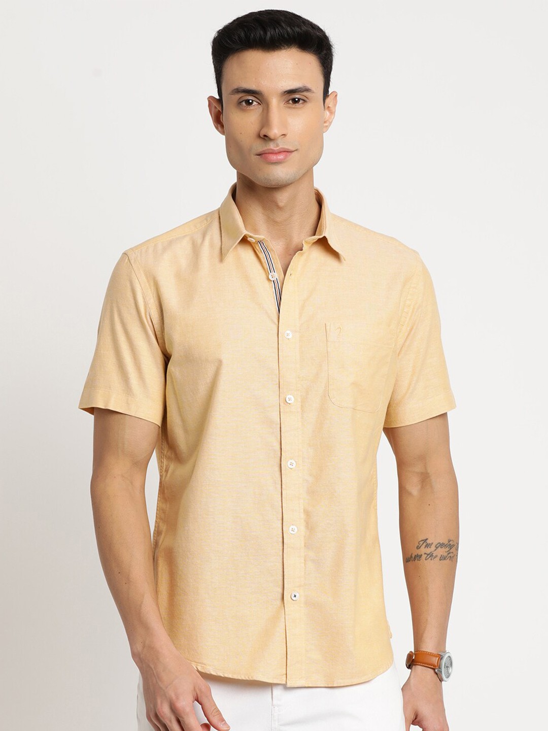 

Indian Terrain Men Cotton Chiseled Slim Fit Casual Shirt, Yellow