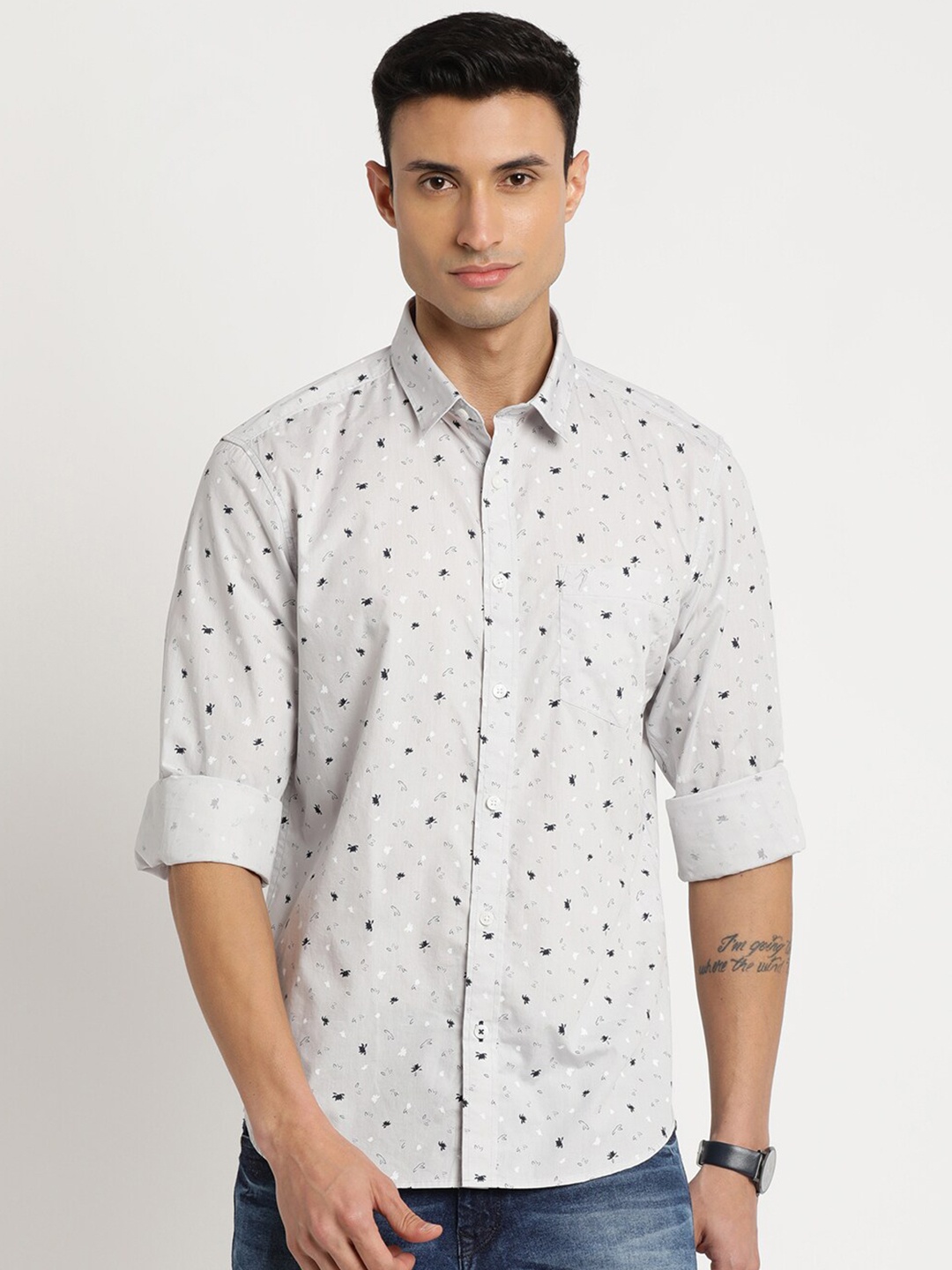

Indian Terrain Men Chiseled Slim Fit Printed Pure Cotton Casual Shirt, Black