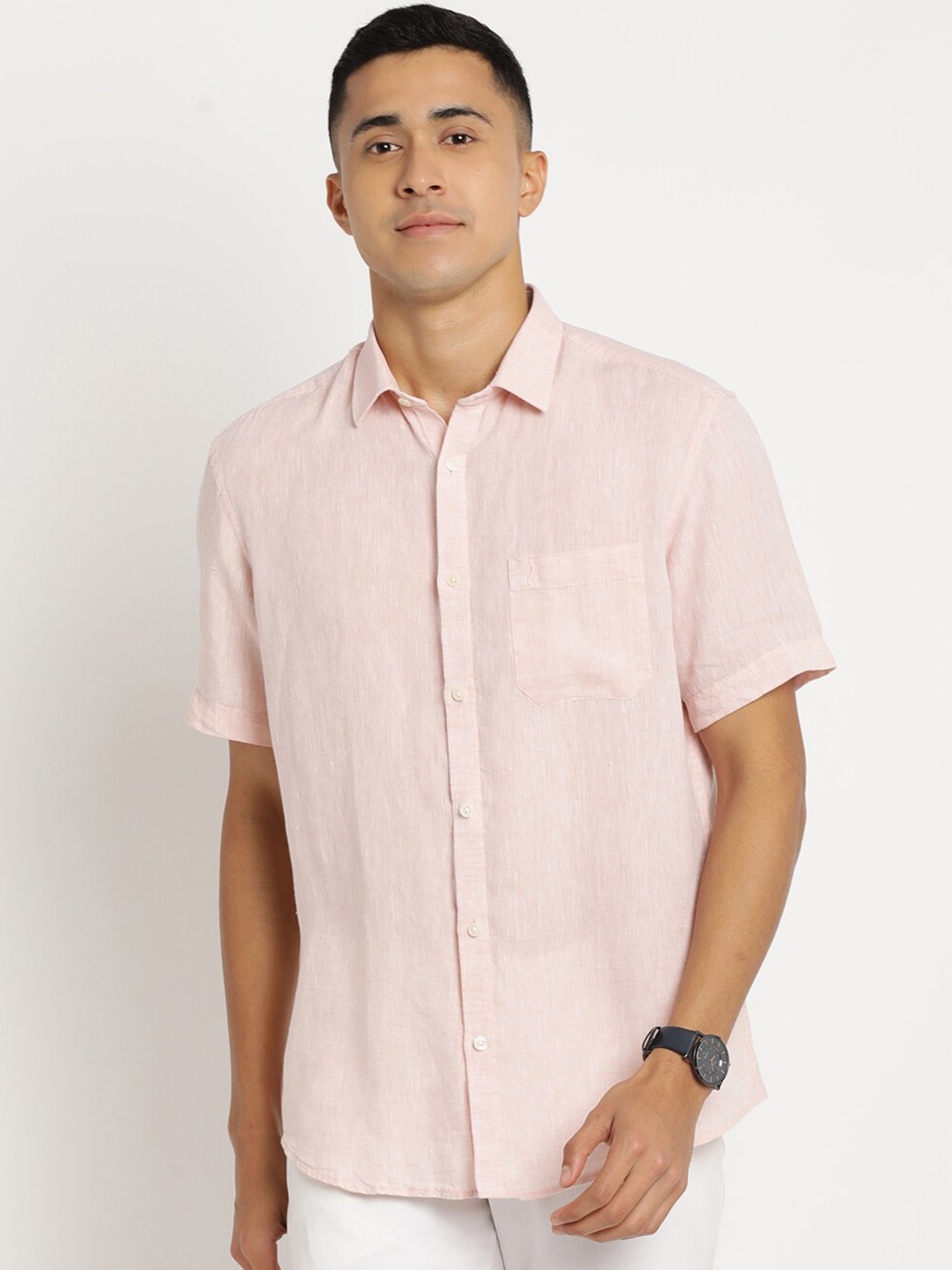 

Indian Terrain Men Chiseled Slim Fit Pure Cotton Casual Shirt, Yellow