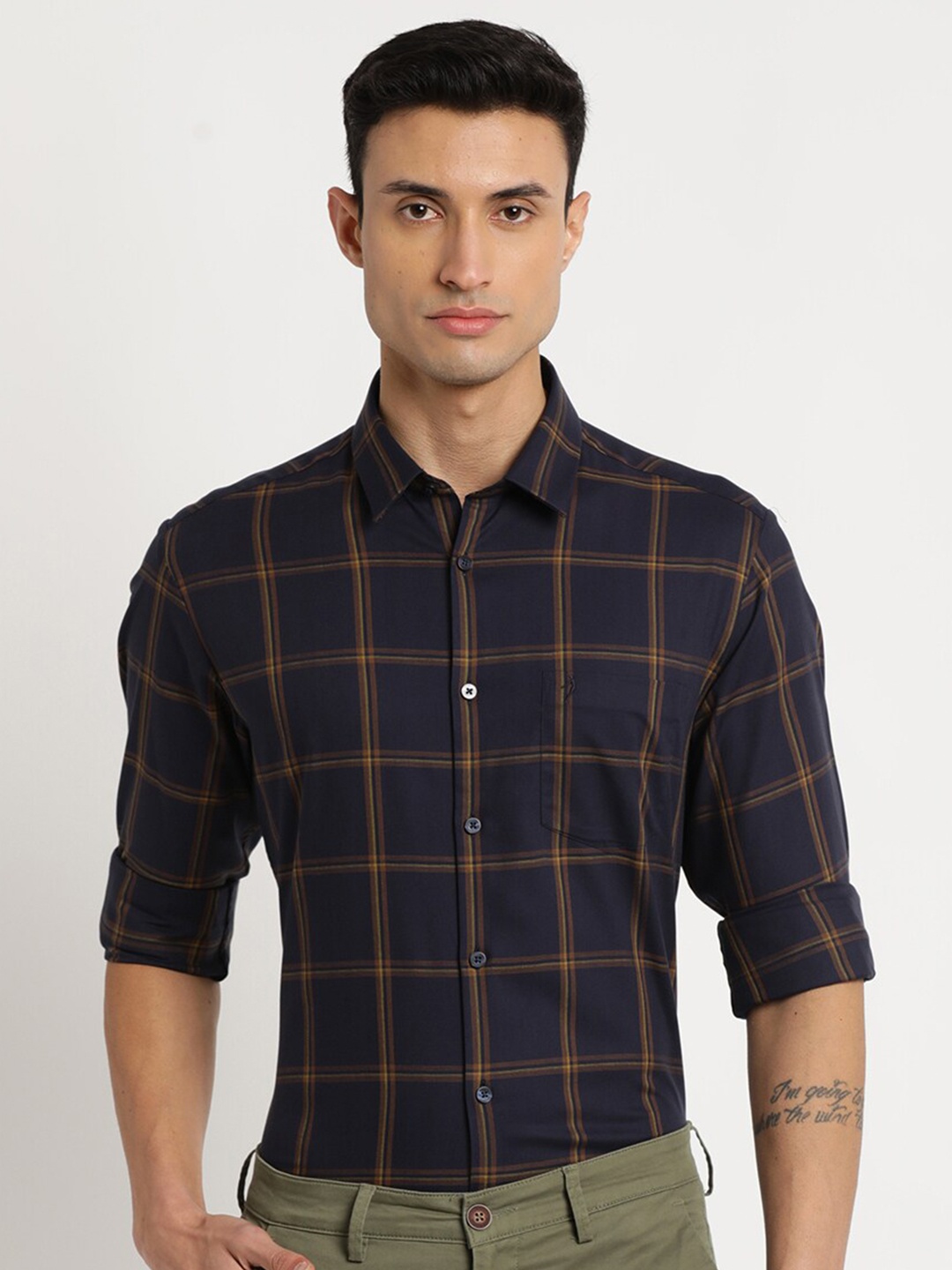 

Indian Terrain Men Chiseled Slim Fit Windowpane Checks Pure Cotton Formal Shirt, Blue
