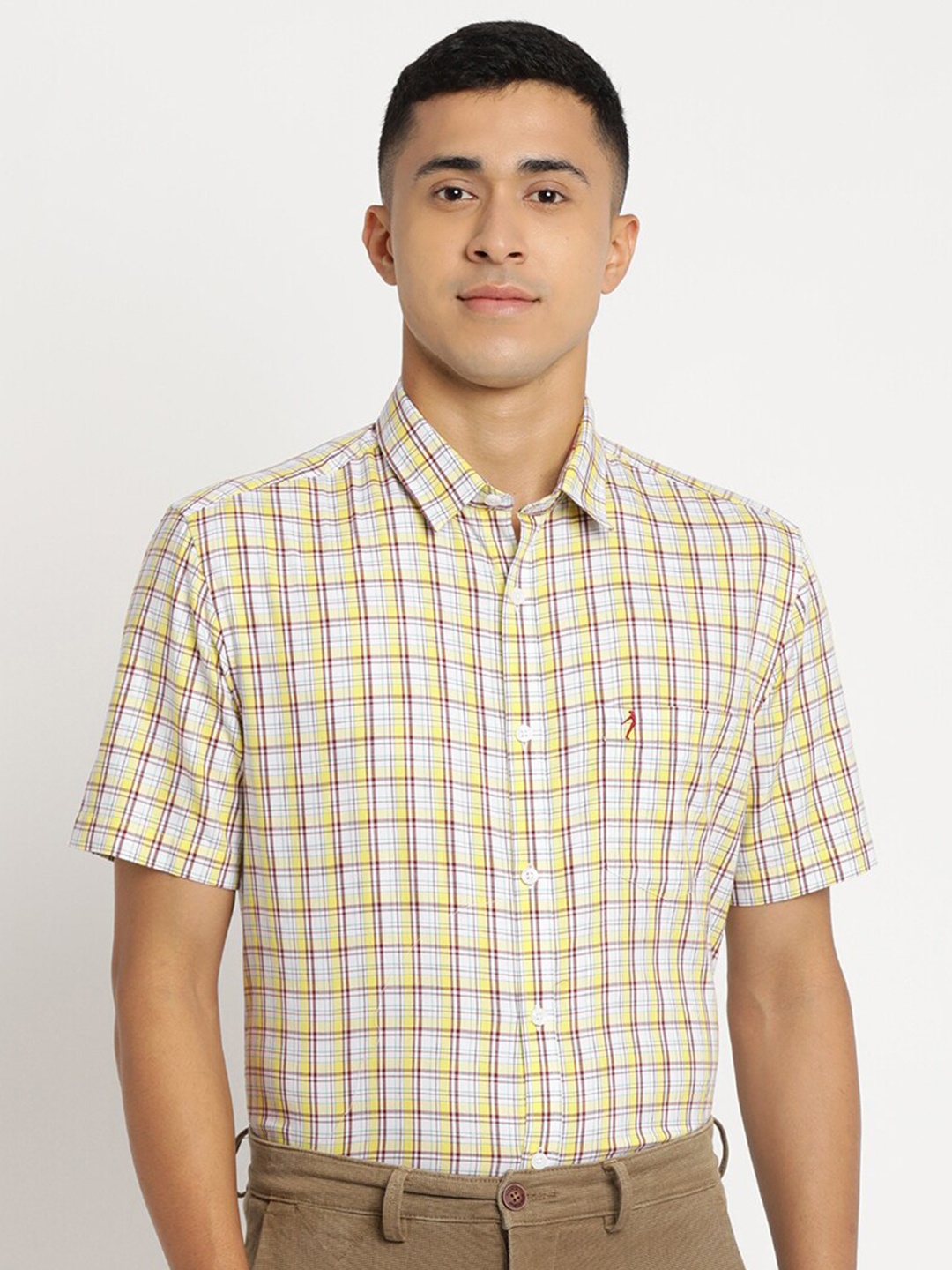 

Indian Terrain Men Chiseled Slim Fit Tartan Checks Checked Cotton Casual Shirt, Yellow