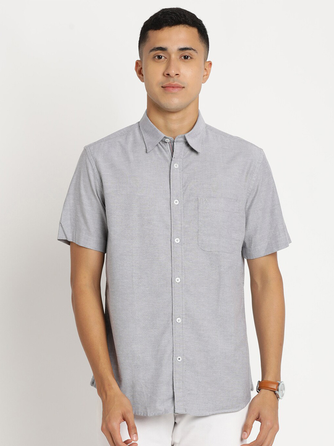 

Indian Terrain Men Chiseled Slim Fit Cotton Casual Shirt, Black