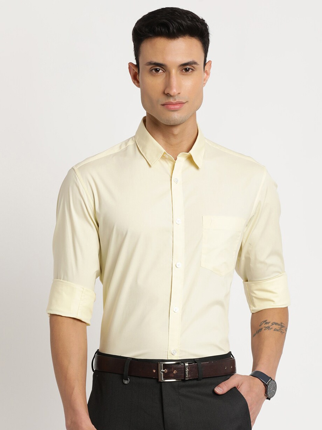 

Indian Terrain Men Chiseled Slim Fit Cotton Casual Shirt, Yellow