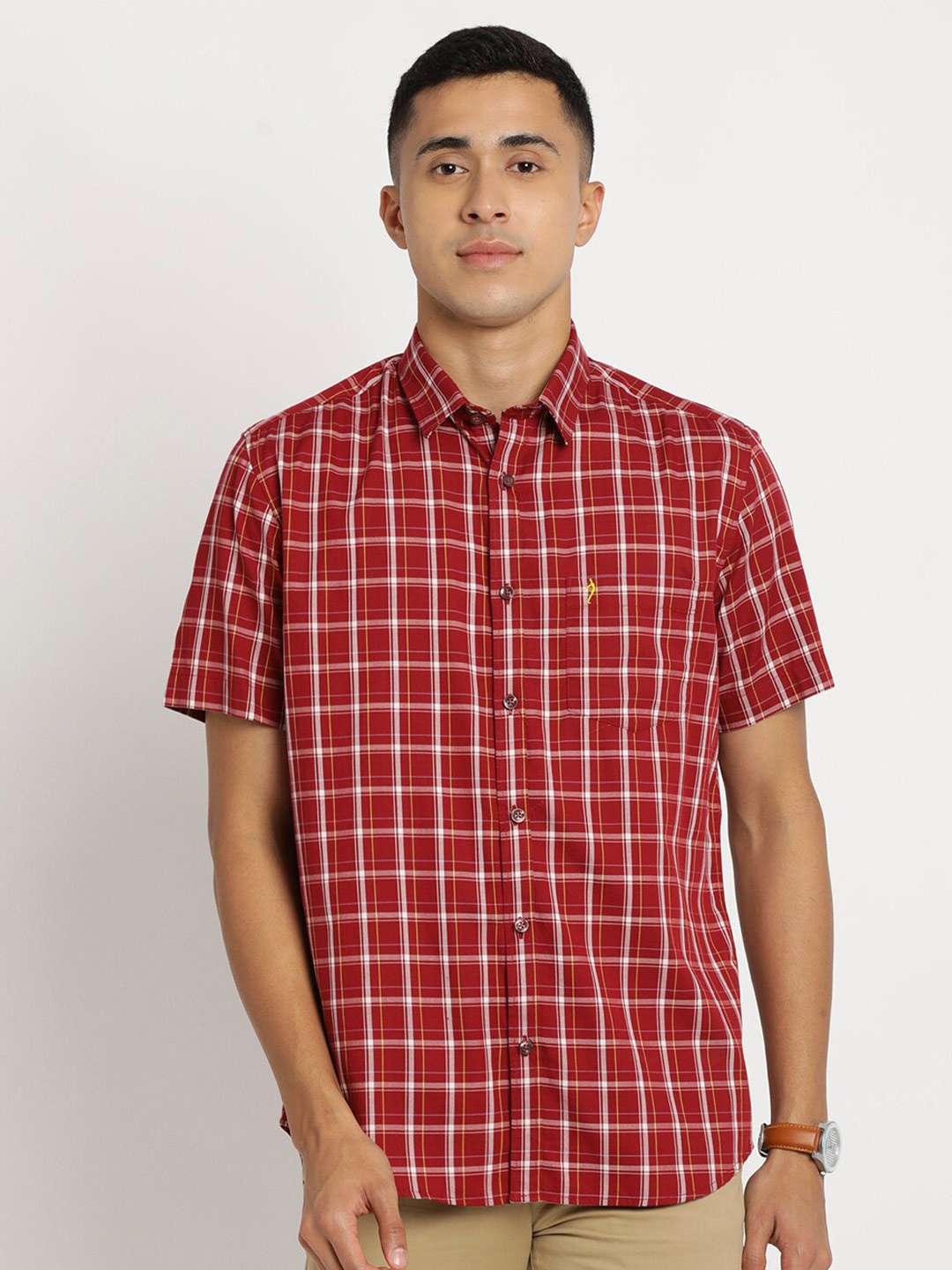 

Indian Terrain Men Pure Cotton Slim Fit Tartan Checks Checked Casual Shirt, Red