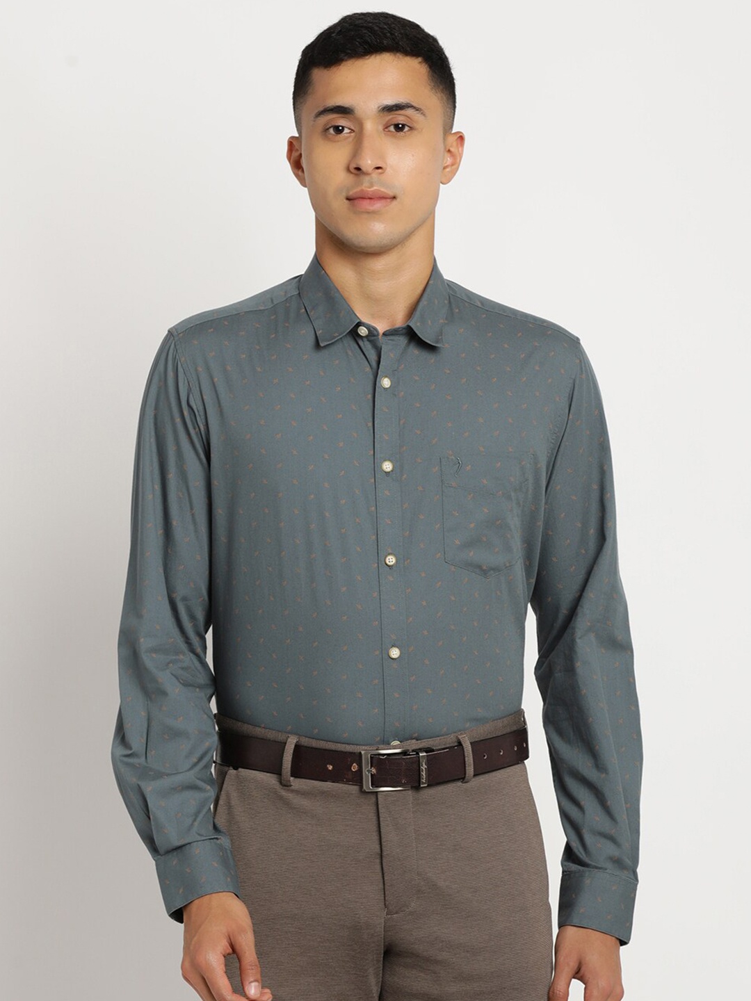 

Indian Terrain Men Cotton Chiseled Slim Fit Printed Casual Shirt, Blue
