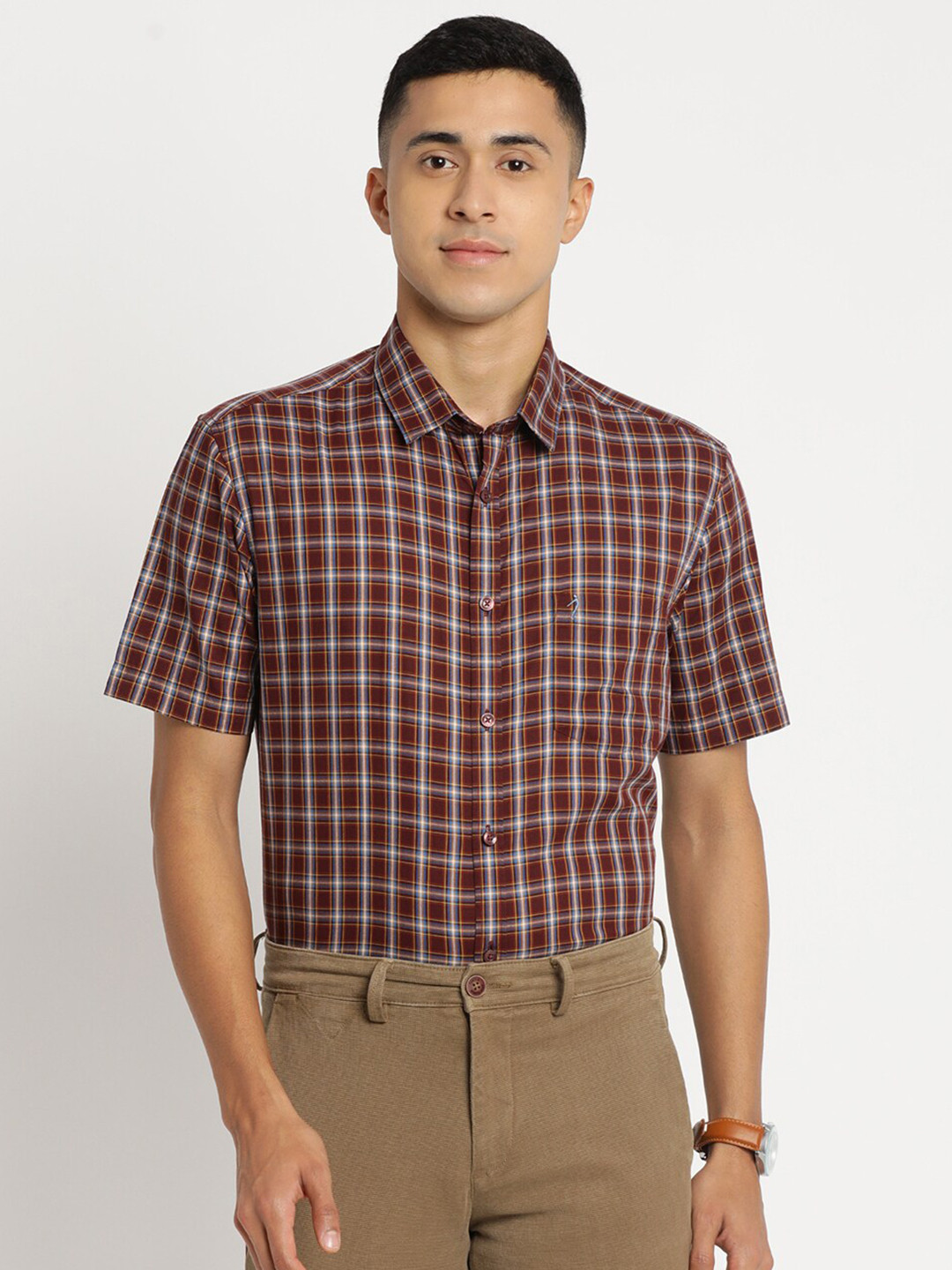 

Indian Terrain Men Cotton Chiseled Slim Fit Tartan Checks Casual Shirt, Brown