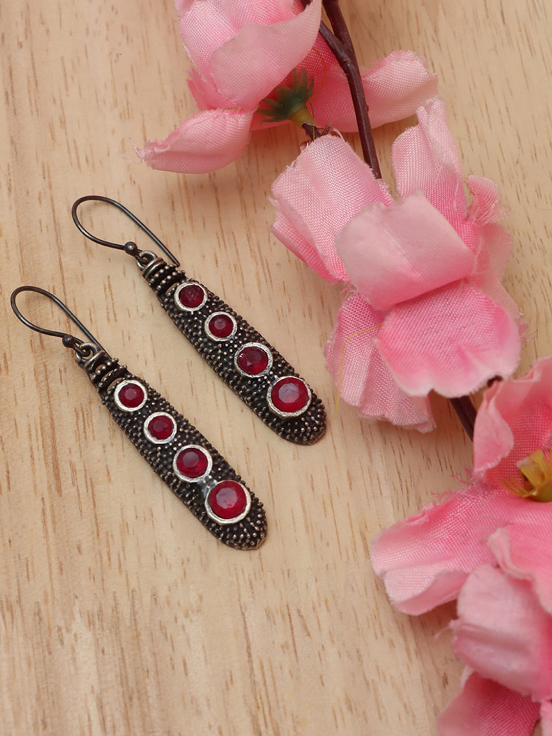 

Ozanoo Silver -Plated Classic Drop Earrings, Red