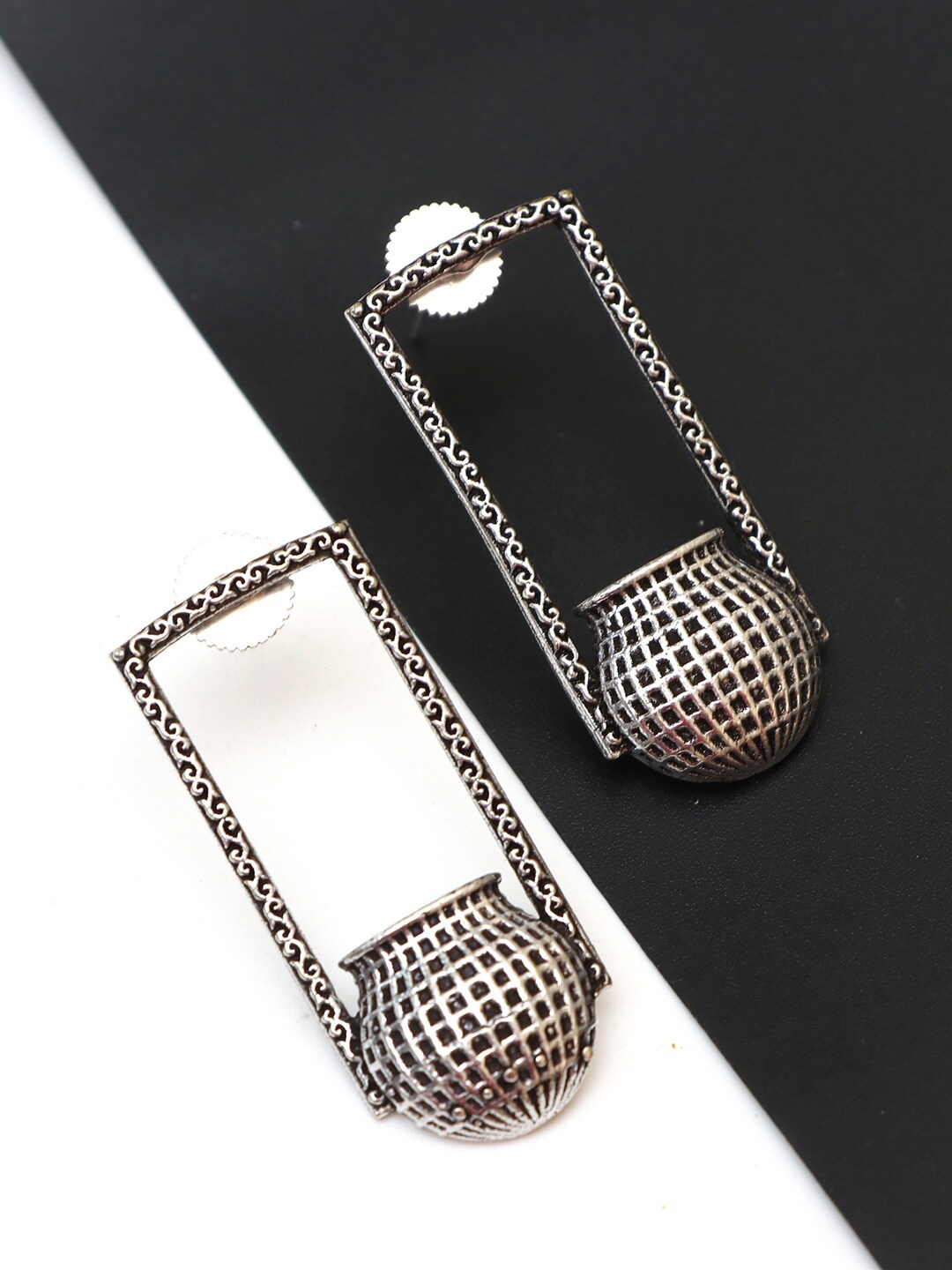 

Ozanoo Silver-Plated Classic Drop Earrings