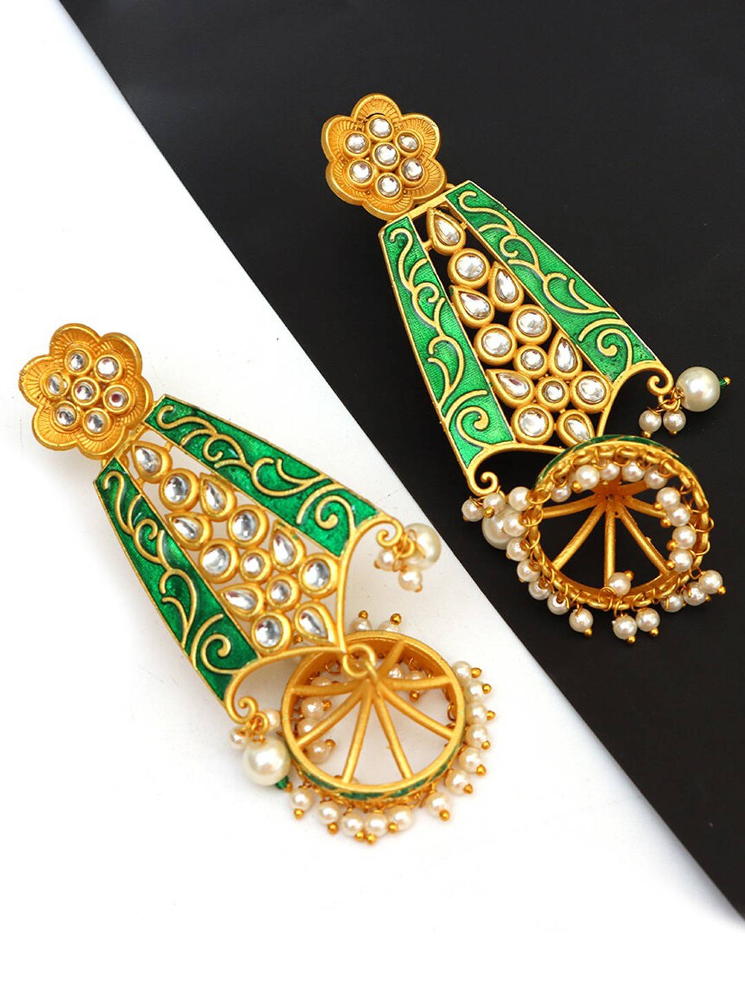 

Ozanoo Classic Matt Golden Kundan Meena Big Earrings, Gold