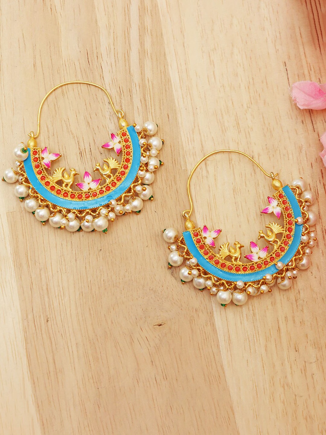 

Ozanoo Classic Hoop Earrings, Gold