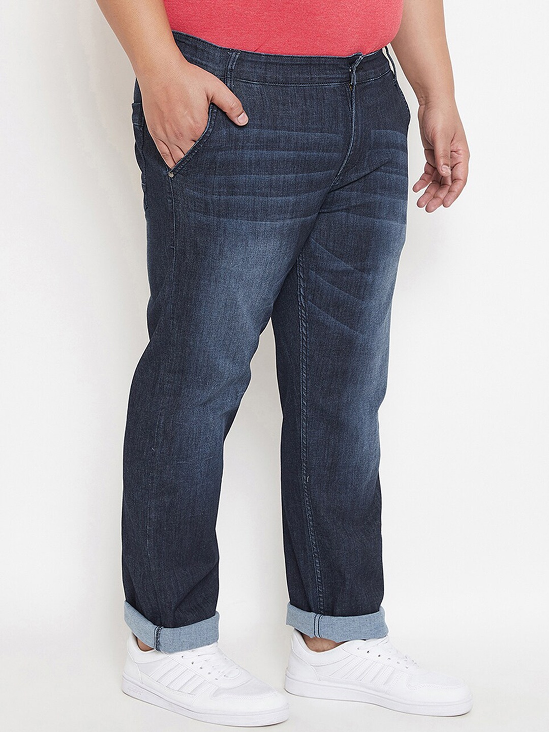

Instafab Plus Men Plus Size Relaxed Fit Light Fade Stretchable Jeans, Navy blue