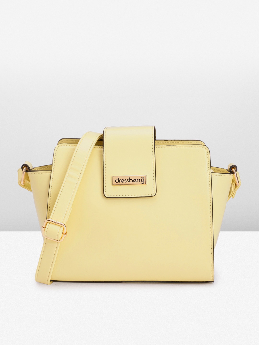 

DressBerry Women Solid Sling Bag, Yellow