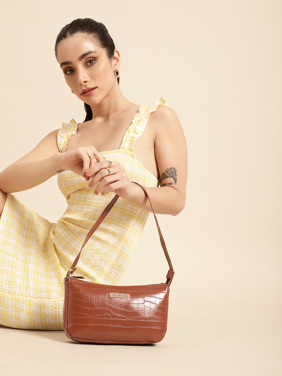 

DressBerry Animal Textured Structured Shoulder Bag, Brown