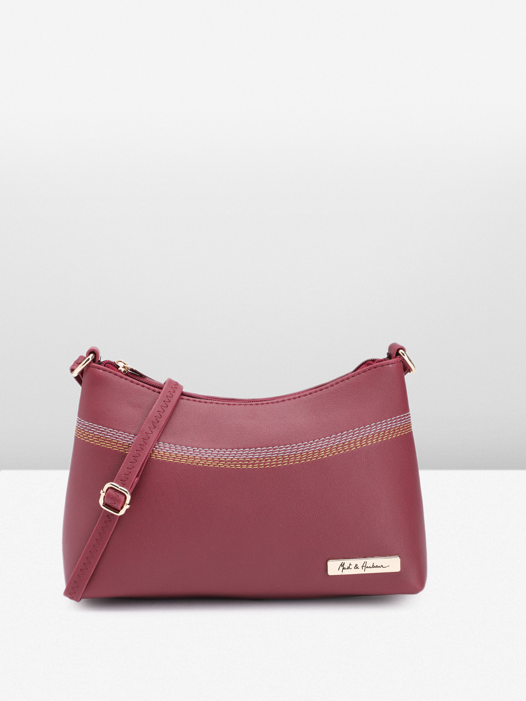 

Mast & Harbour Structured Sling Bag, Maroon