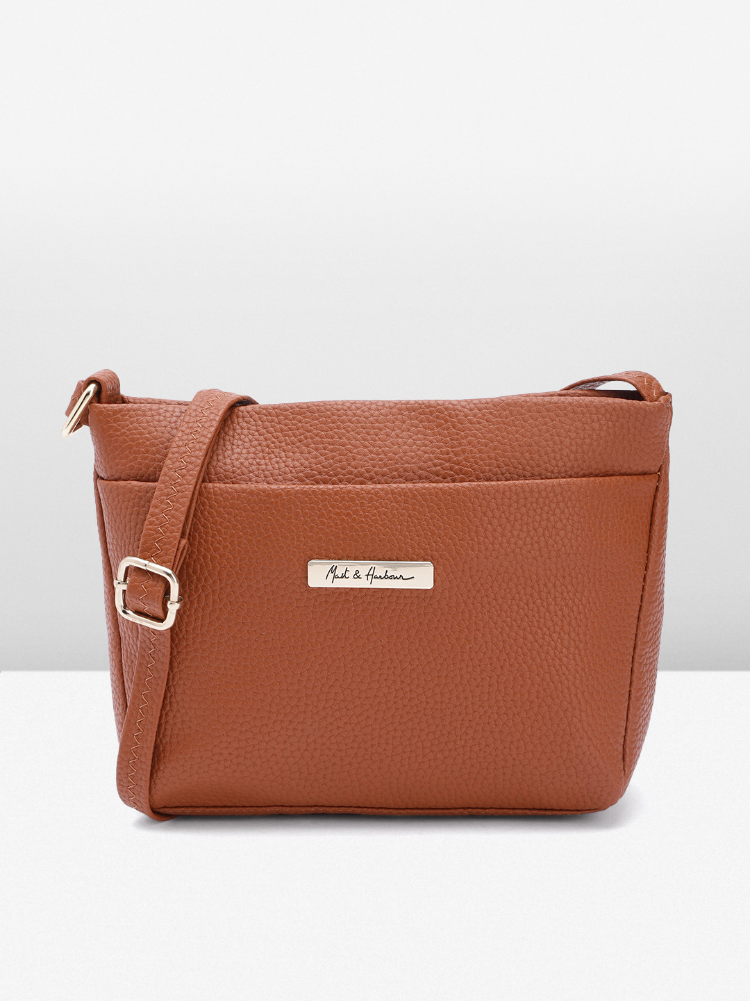

Mast & Harbour Structured Sling Bag, Tan