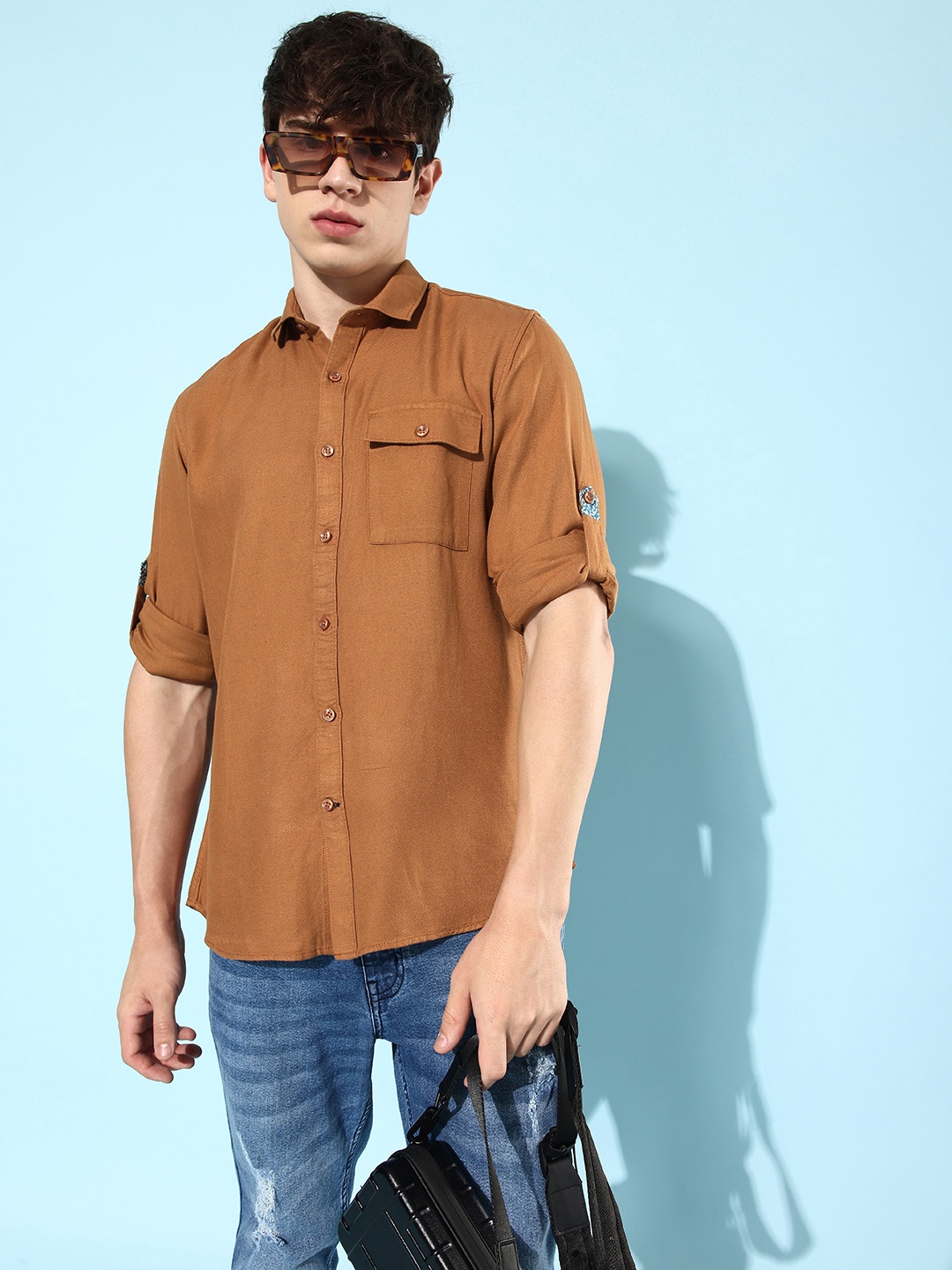 

Mast & Harbour Men Solid Roll Up Sleeves Opaque Casual Shirt, Brown